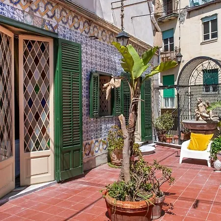 Iflat Del Barone With Terrace *