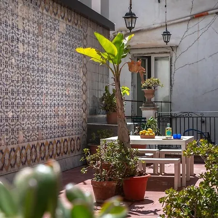 Iflat Del Barone With Terrace *